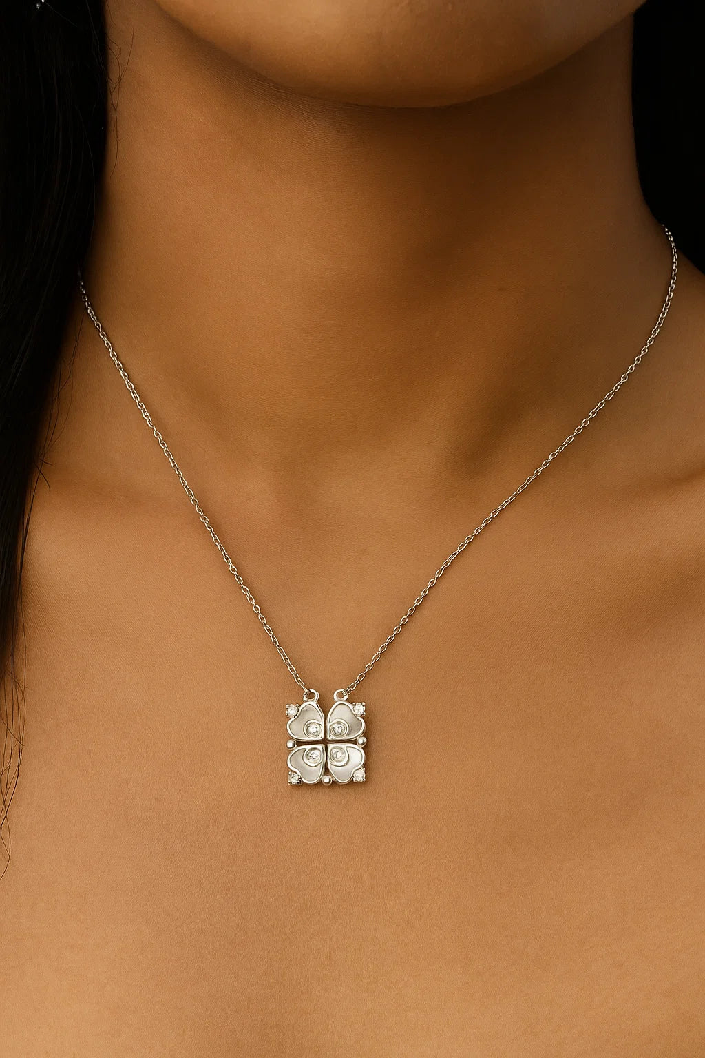 Magnetic Heart Blossom Necklace