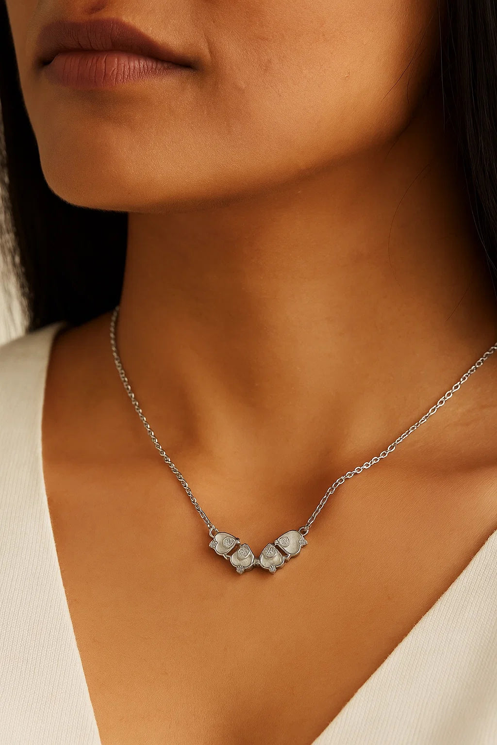 Magnetic Heart Blossom Necklace