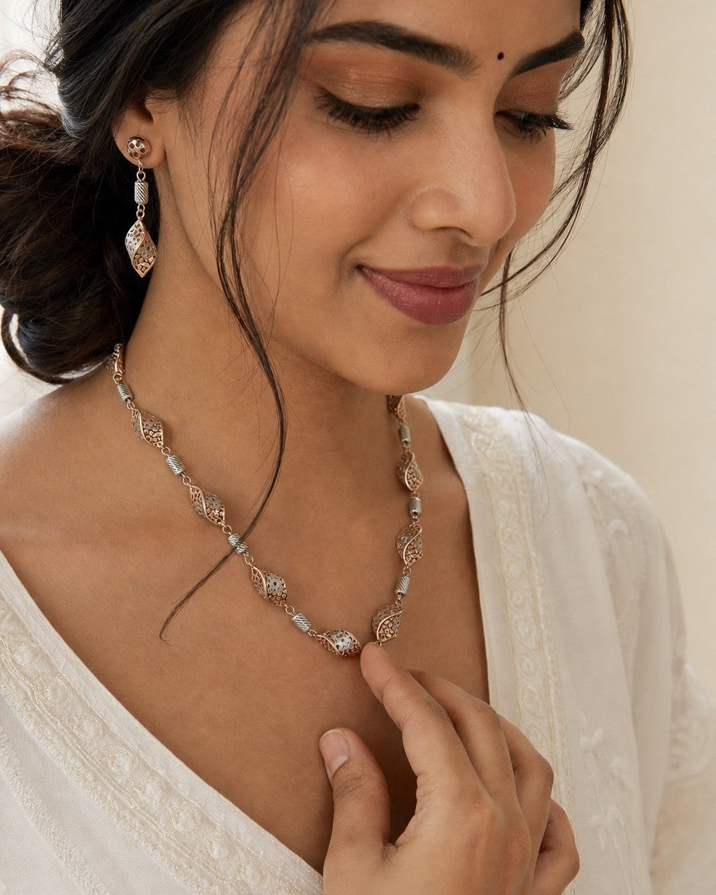 Rose Gold & Silver Twisted Filigree Necklace Earring Set - 1637_model