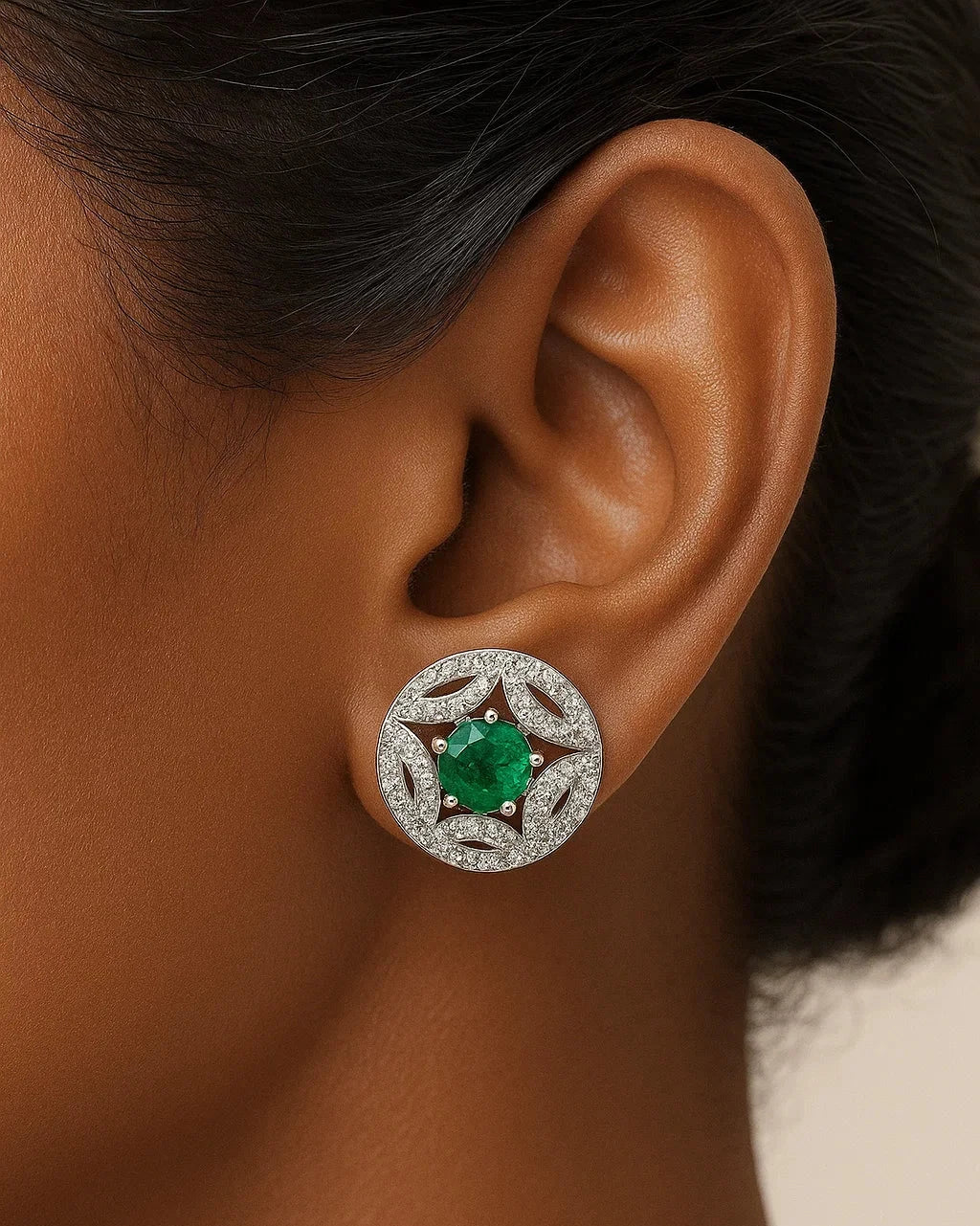 Silver Emerald Green Round Stud Earrings