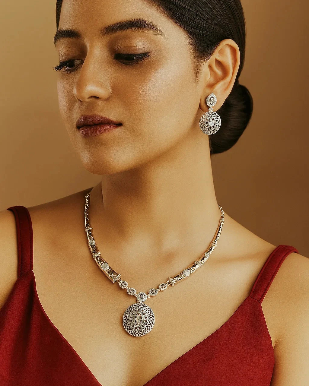 Royal Radiance Silver-Toned Necklace Set