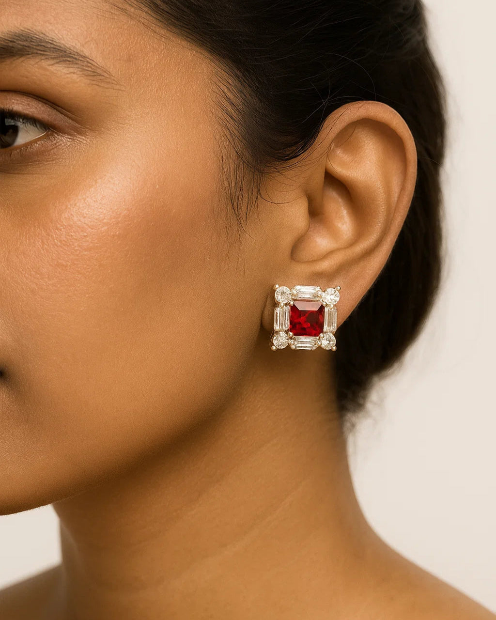 silver stud earrings for women​