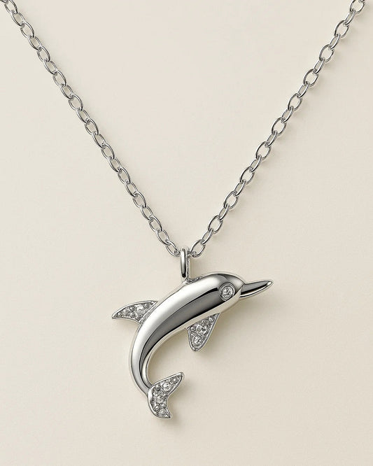 Dolphin Chain Pendant – Elegant Ocean Inspired Jewelry