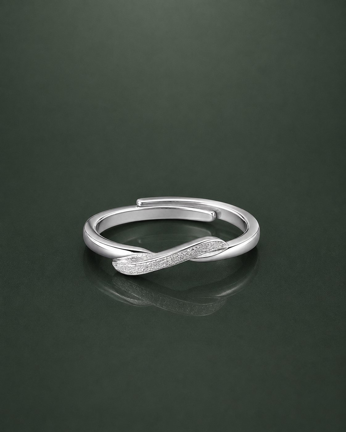 Twisted Minimal Adjustable Ring